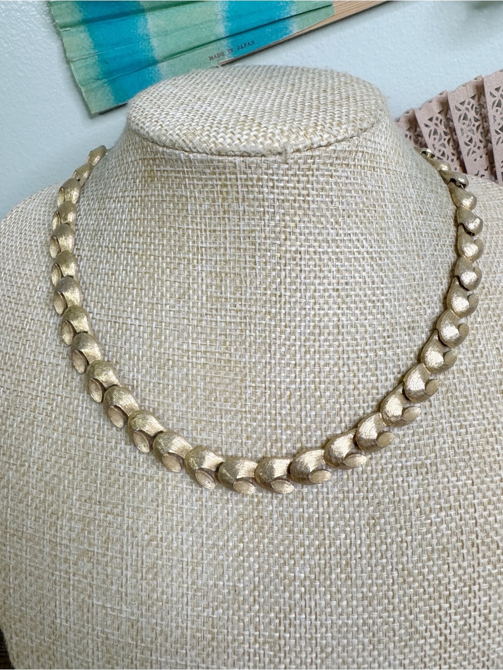 Monet Brushed Gold Plated Link Collar Necklace 1950’s MCM
